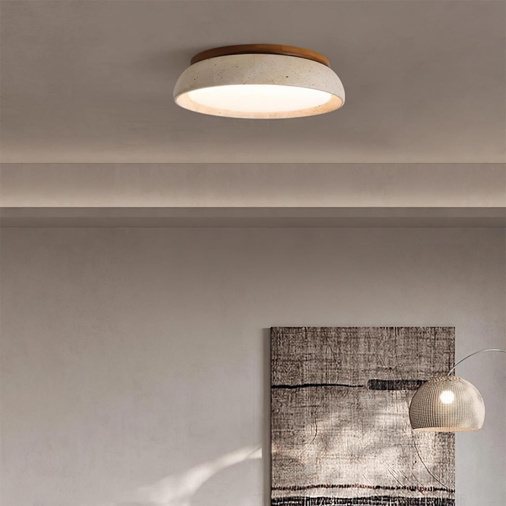 Plafonnier en travertin et bois Kloris — vue 3 — Maison Velaro